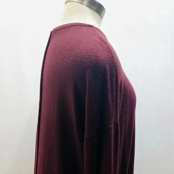 GIBSON Women Long Sleeve Pull-Over Burgundy Asymmetrical Hem Sweater Size Medium - Picture 5 of 11